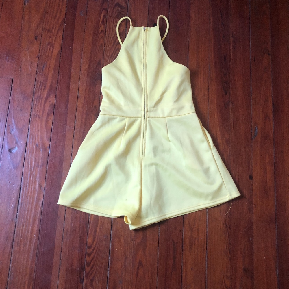 Romper - Picture 2 of 3